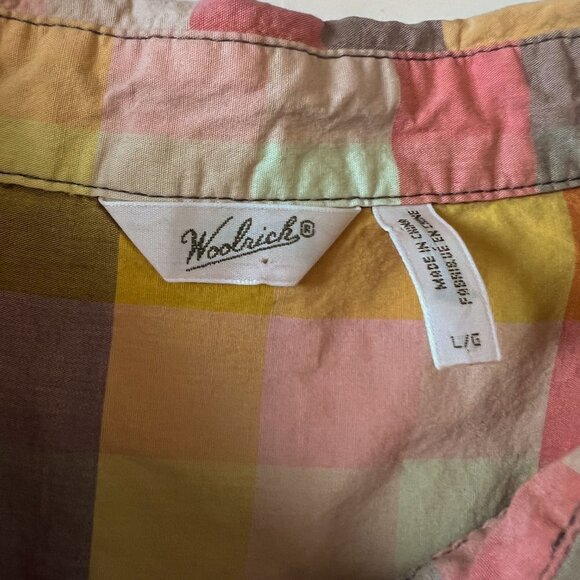 Woolrich Camp Shirt Size Large - Picture 5 of 10